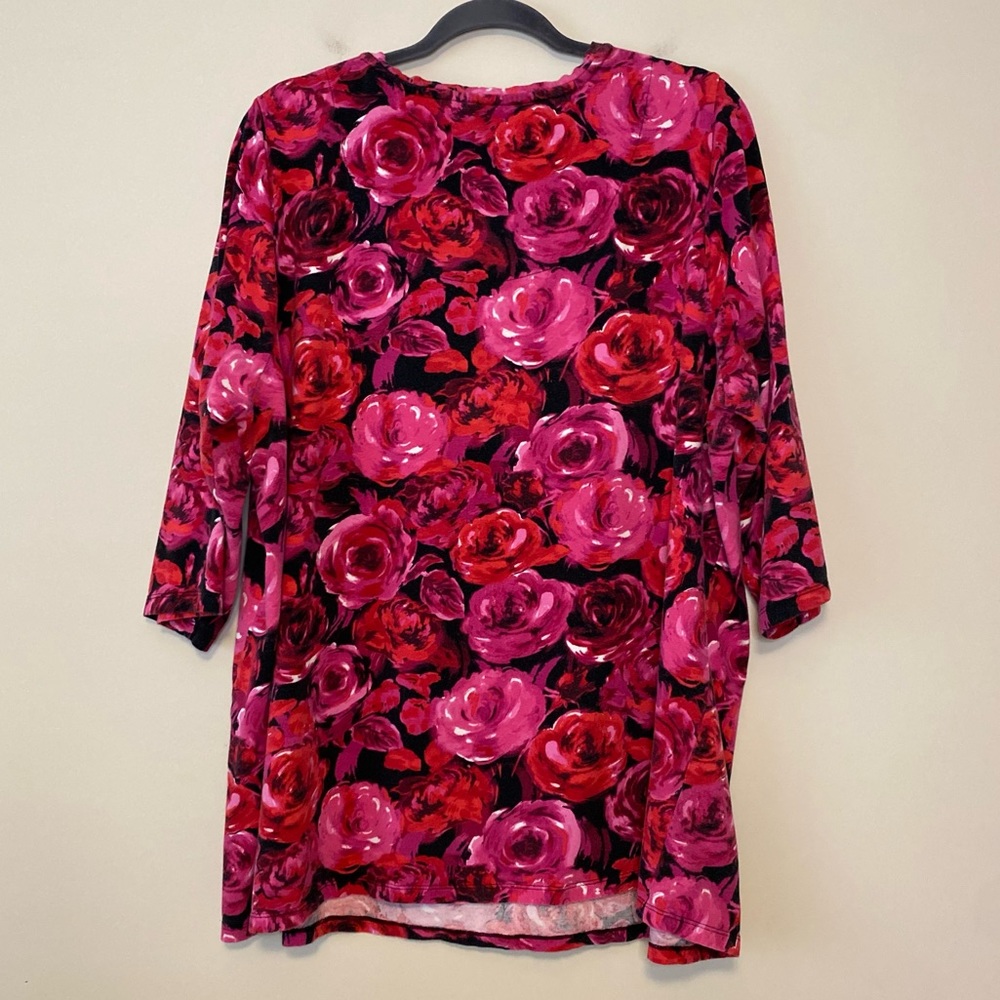 Catherine’s Roses Top - Picture 6 of 6